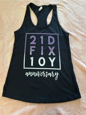 Women’s Black 10-Year Anniversary Tank Top